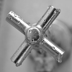 How to Fix a Leaky Bath Faucet